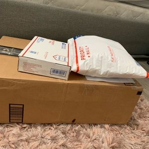 Shipping dayy!!!🤩💌